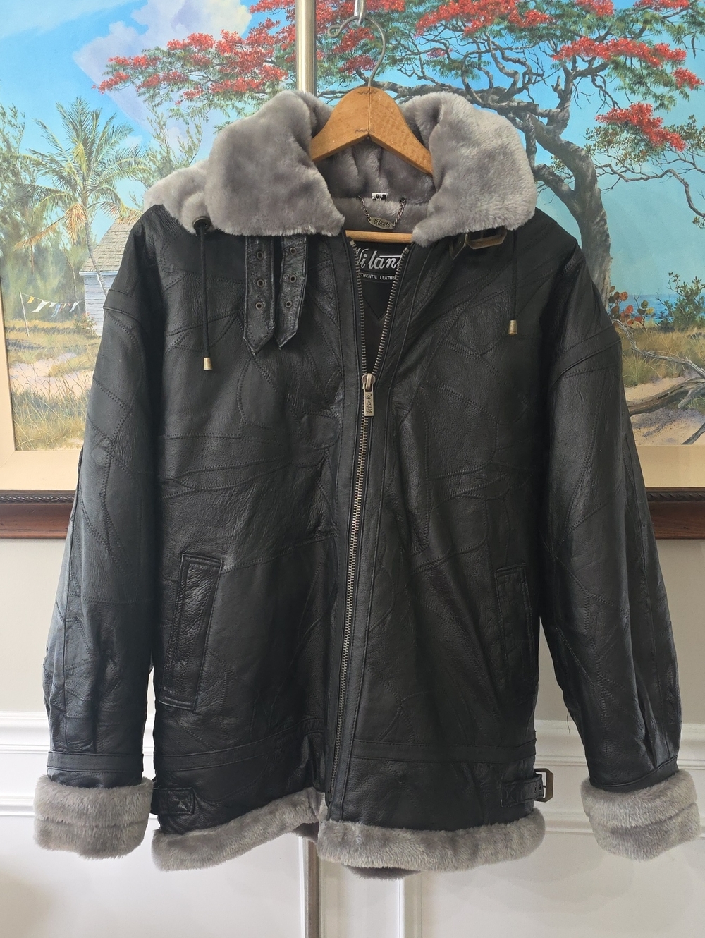 Vintage Men's Black Leather Bomber Jacket with Gray Faux Shearling Trim